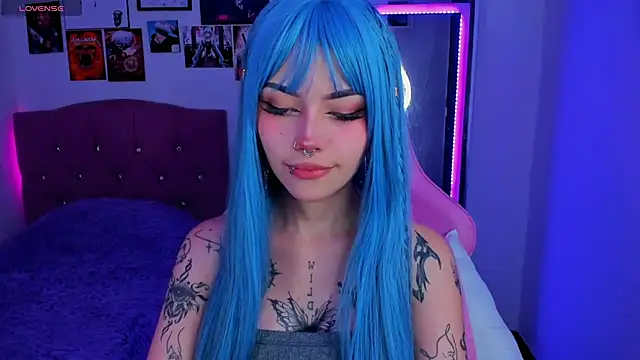 adri tom44 online show from 03.03.25