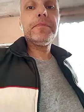 Pineapple04 online show from 09.10.25