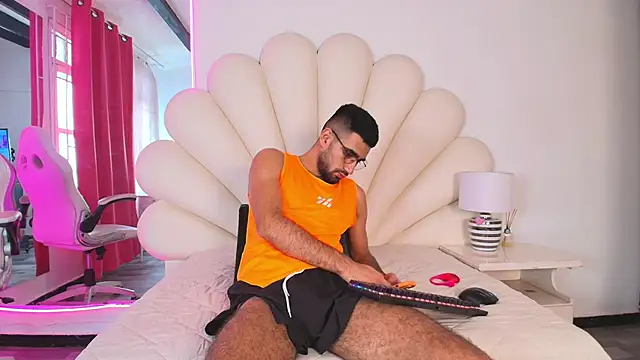 Ethan  Walker online show from 02.24.25