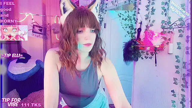 Snapshot of Toxic_Ellies chatting on 12.07.24 Toxic Ellies online show from 12.07.24