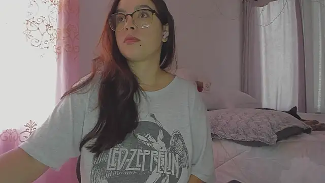 HARLEYNAPIER online show from 02.04.26