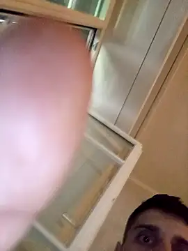 Snapshot of Xtremem00d chatting on 09.18.25 Xtremem00d online show from 09.18.25