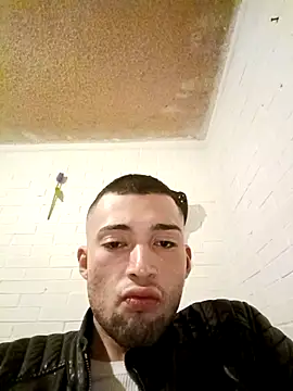 Snapshot of Suggarwhite18CM chatting on 11.15.25 Suggarwhite18CM online show from 11.15.25