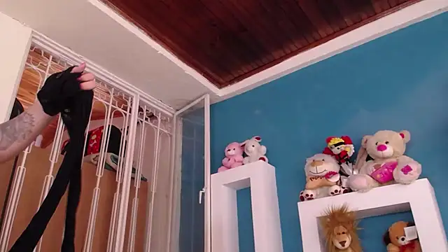 Cuty sexy hot online show from 12.14.25