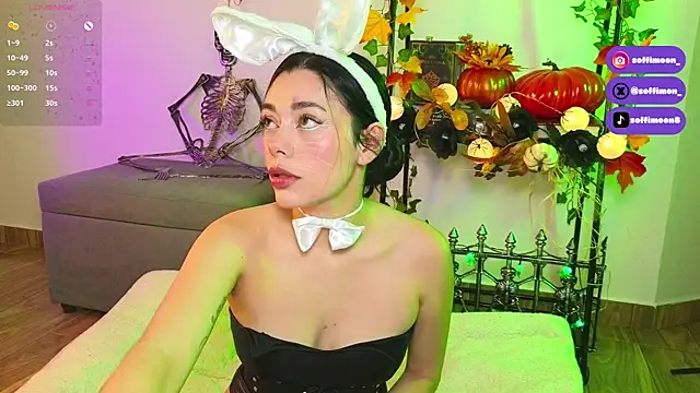 Snapshot of Soffimoon_ chatting on 10.15.25 Soffimoon  online show from 10.15.25