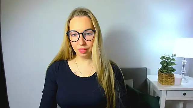 AriaDesire online show from 12.03.25