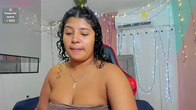 Snapshot of valentina_0_ chatting on 01.31.25 valentina 0 online show from 01.31.25