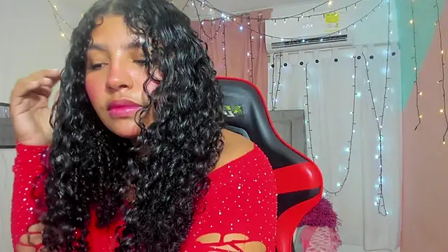 Snapshot of valentina_0_ chatting on 03.15.25 valentina 0 online show from 03.15.25