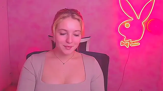 Milka kiss  online show from 02.16.25