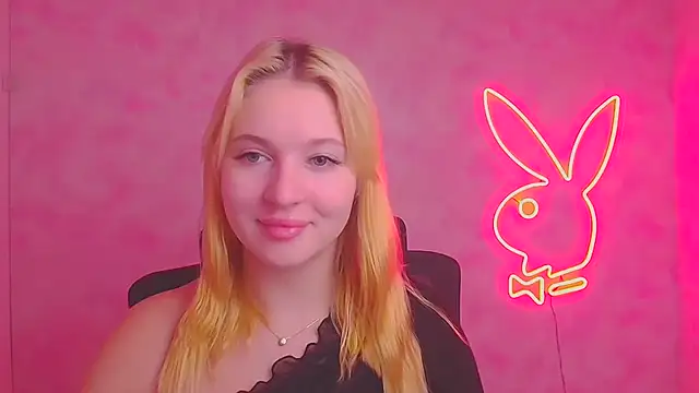 Milka kiss  online show from 11.08.25