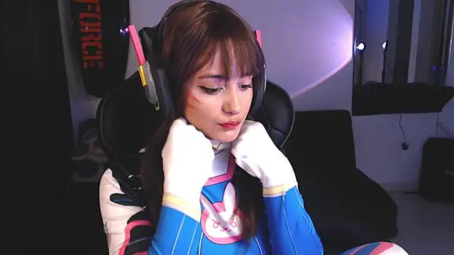 liz-beths online show from 09.27.25