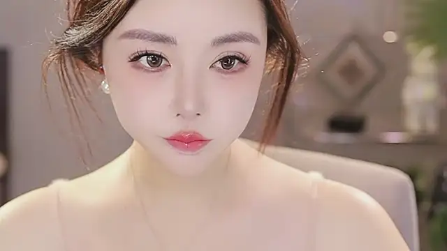 Qiaoqiao  online show from 01.07.26