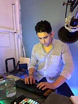 Snapshot of Anto_BWC chatting on 10.02.25 Anto BWC online show from 10.02.25