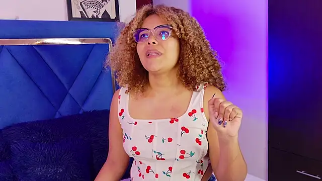 NiaColusi online show from 02.13.26