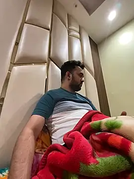 Snapshot of BengaliBabu_Rohan chatting on 12.24.24 BengaliBabu Rohan online show from 12.24.24