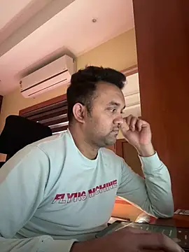 Snapshot of BengaliBabu_Rohan chatting on 01.29.25 BengaliBabu Rohan online show from 01.29.25