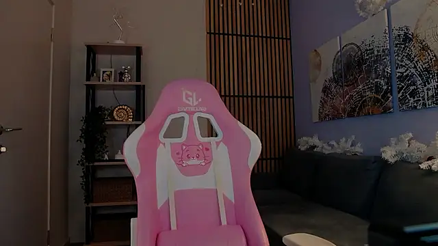 ManuTaya online show from 01.06.26