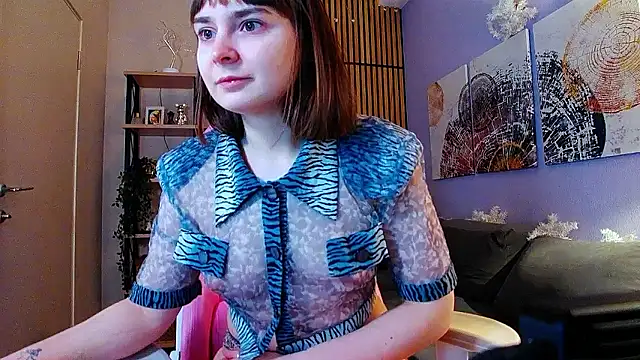 ManuTaya online show from 01.12.26