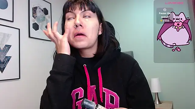 amy adams1 online show from 10.27.25