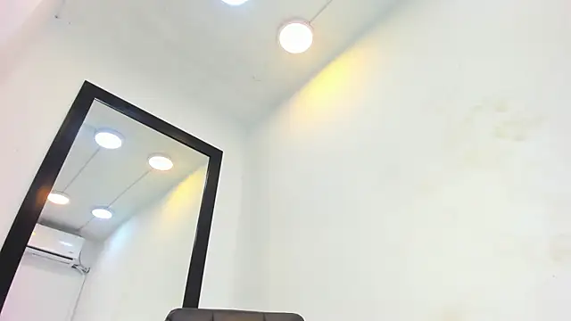 vera candella online show from 04.14.26