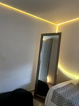 AmmyCollinsW online show from 09.29.25