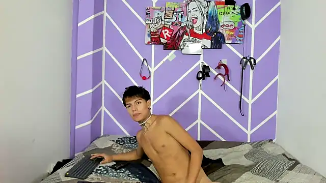 Fresahot2005 online show from 12.10.24