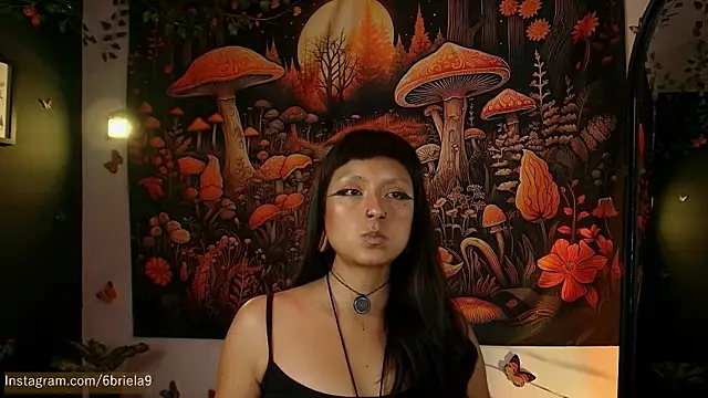 6Briela9  online show from 03.11.26