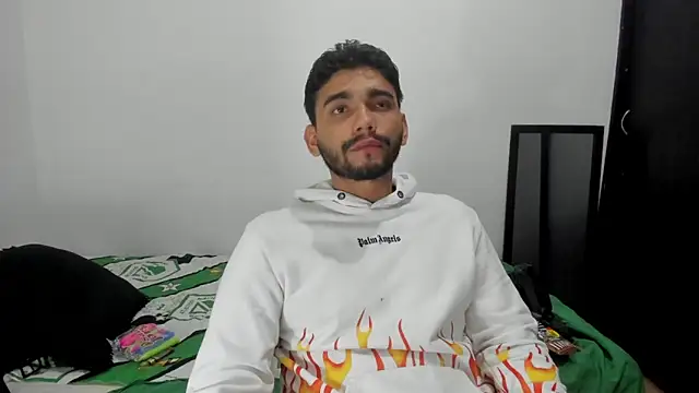 Snapshot of Dante_Damare chatting on 12.08.24 Dante Damare online show from 12.08.24