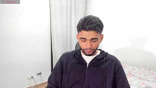 Snapshot of Dante_Damare chatting on 02.28.25 Dante Damare online show from 02.28.25