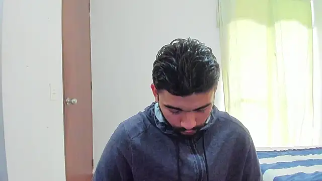 Snapshot of Dante_Damare chatting on 10.10.25 Dante Damare online show from 10.10.25