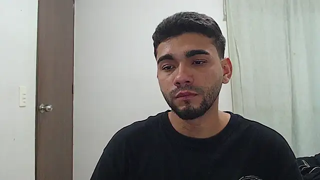 Snapshot of Dante_Damare chatting on 10.14.25 Dante Damare online show from 10.14.25