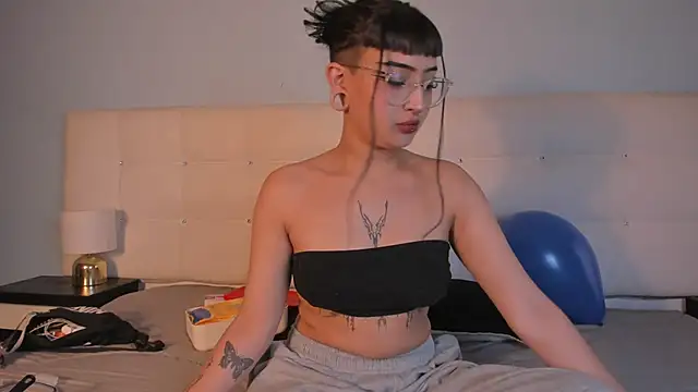 Cintya Kros online show from 12.02.24