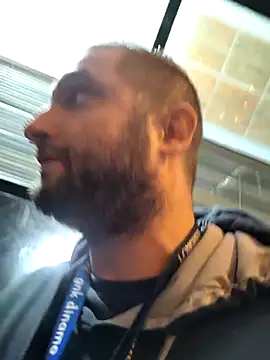 Zlyzloba21 online show from 10.14.25