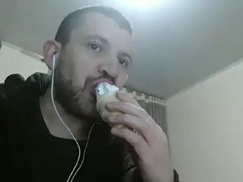 camiloking1720 online show from 01.20.25