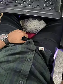 hardfukr0088 online show from 12.24.24