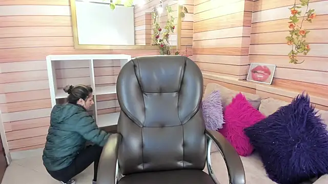 Victoria collins 1 online show from 03.28.26