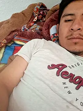 Snapshot of uziel2345 chatting on 09.10.25 uziel2345 online show from 09.10.25