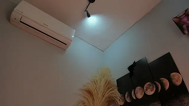 ALICEPOIXXXON online show from 01.09.26