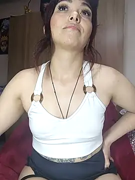 Snapshot of Winona-miu chatting on 12.10.24 Winona-miu online show from 12.10.24