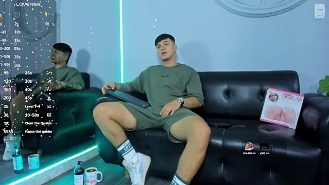 Cristopher strong online show from 01.16.25