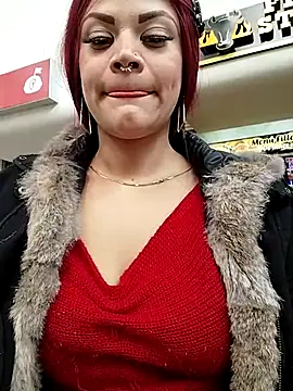 IamAlana  online show from 03.05.25