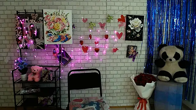 Darina M  online show from 02.19.25