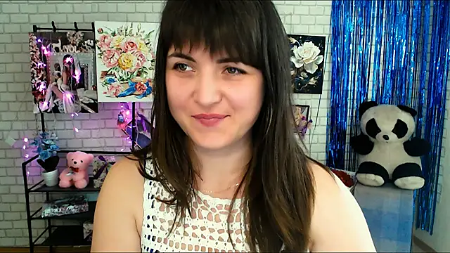 Darina M  online show from 02.23.25