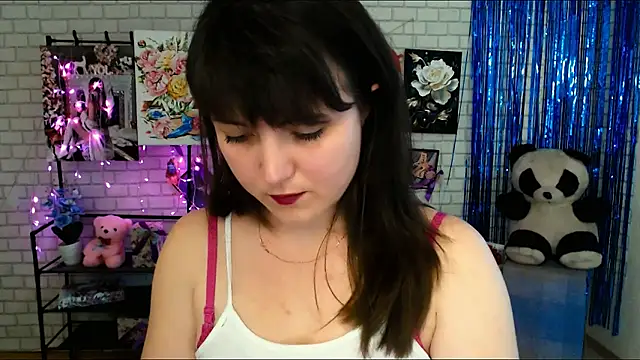 Darina M  online show from 02.23.25