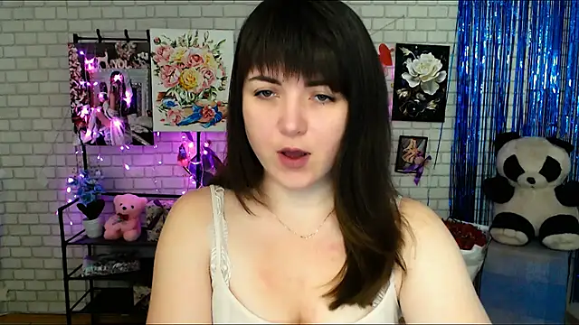 Darina M  online show from 02.25.25