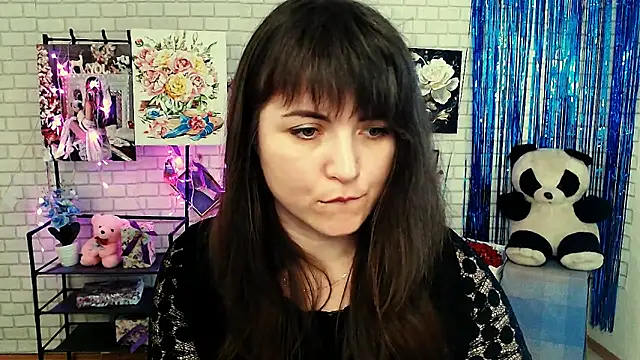 Darina M  online show from 02.28.25