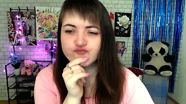 Darina M  online show from 03.13.25