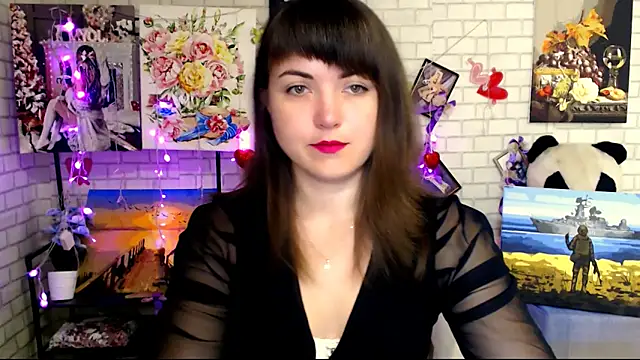 Darina M  online show from 10.18.25