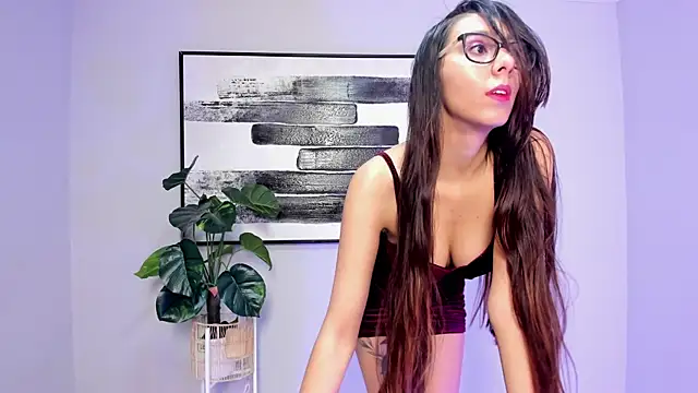 Snapshot of luna_willians chatting on 01.25.25 luna willians online show from 01.25.25