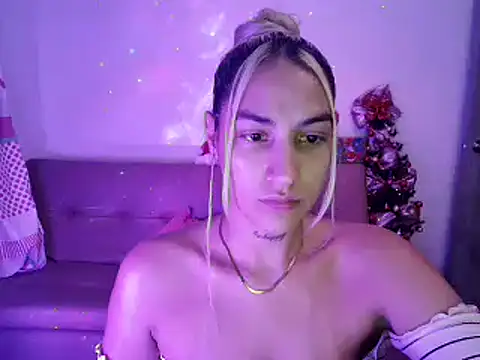 Snapshot of mandy_berrys chatting on 12.17.24 mandy berrys online show from 12.17.24